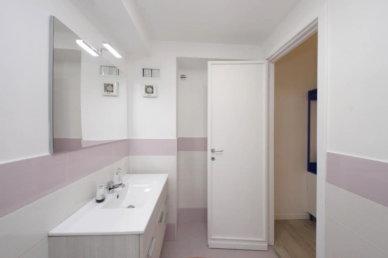 Porta San Giovanni Suite Рим Экстерьер фото